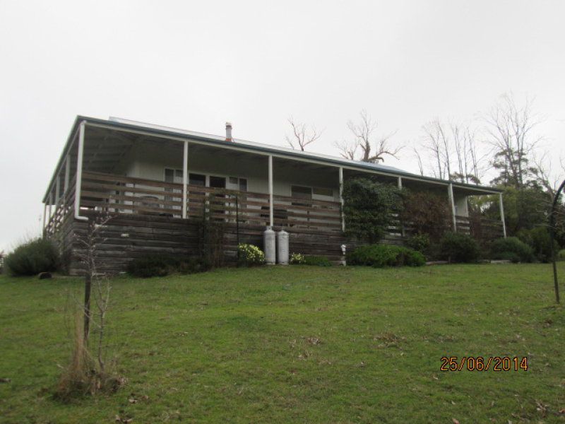 1180 Old Tolmie Road, Tolmie