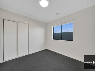 15 Cubitt Crescent, Tarneit
