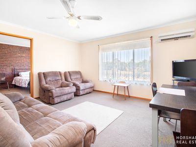 1 / 12 Remlaw Road, Horsham