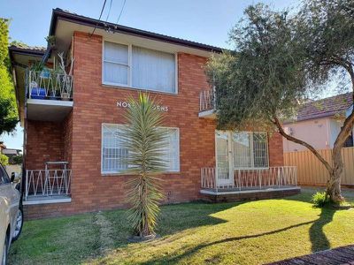 1 / 65 Claremont Street, Campsie