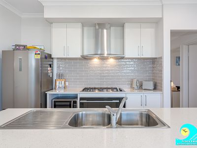 2 Paluma Grove, Yanchep