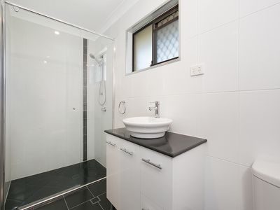 38 BARBARALLA DR, Springwood