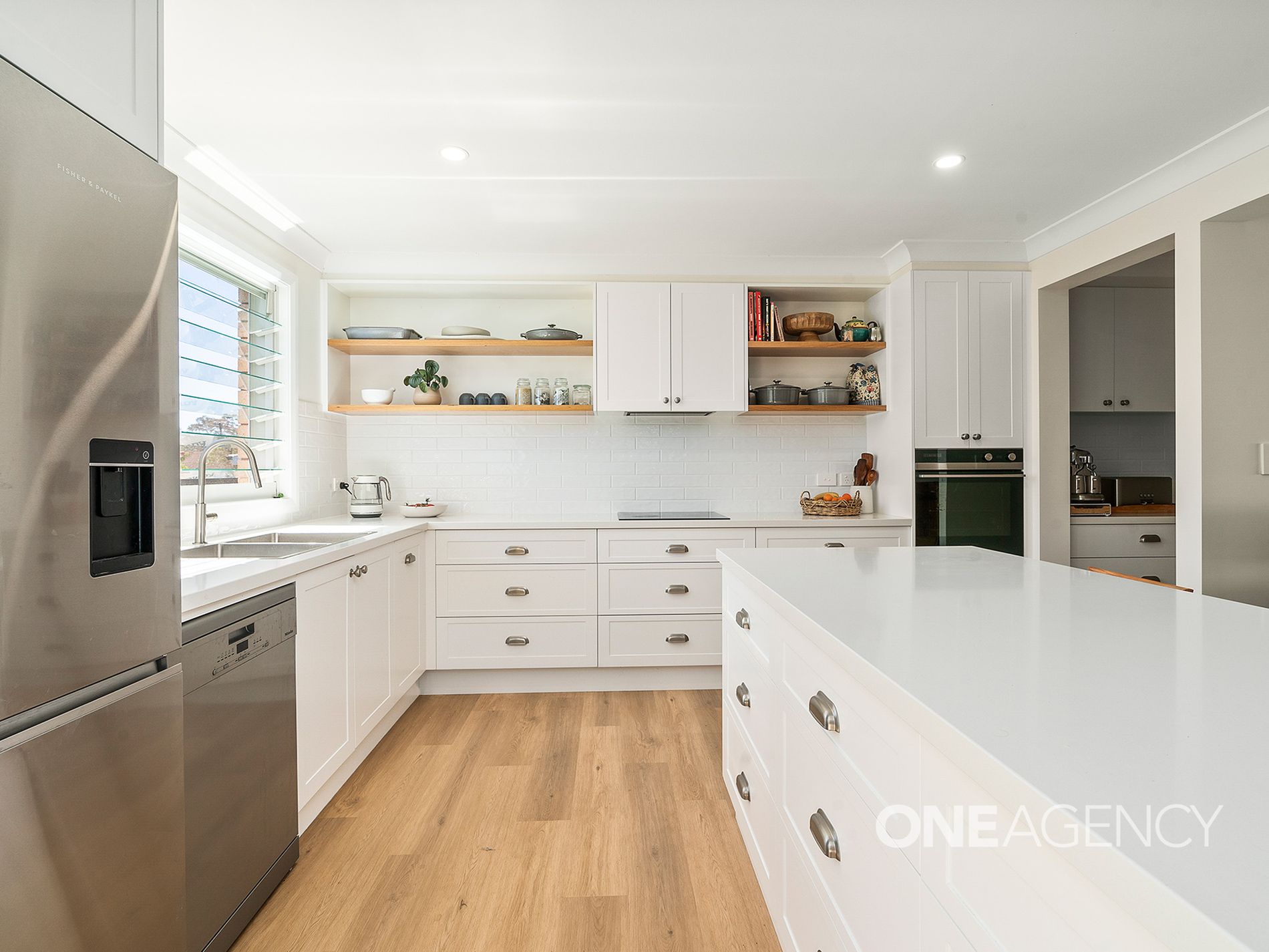 19 Second Avenue, Erowal Bay