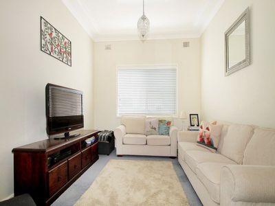 72 Robertson Street, Port Kembla