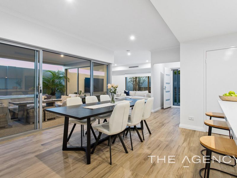 6 / 19 Perlinte View, North Coogee