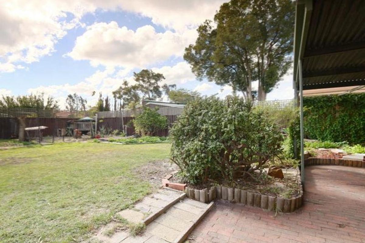 7 Hughenden Drive, Thornlie