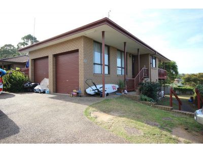 Unit 2 / 53 The Fairway, Tura Beach
