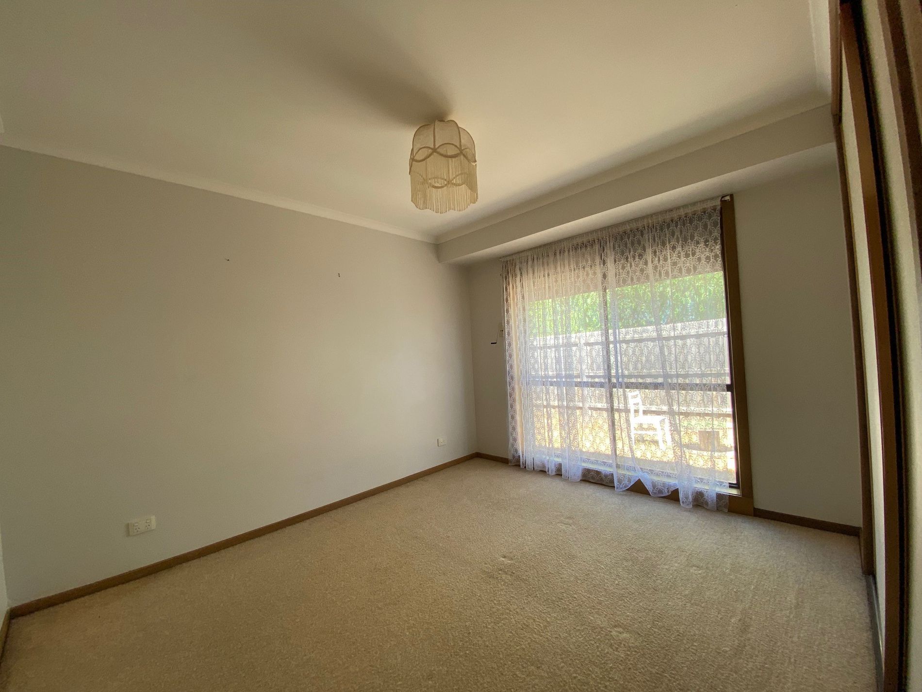 2 / 2 Maplehurst Avenue, Hoppers Crossing