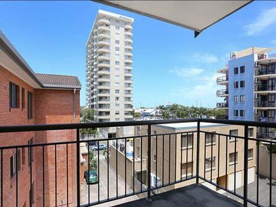 17 / 13 Burnett Street, Mooloolaba