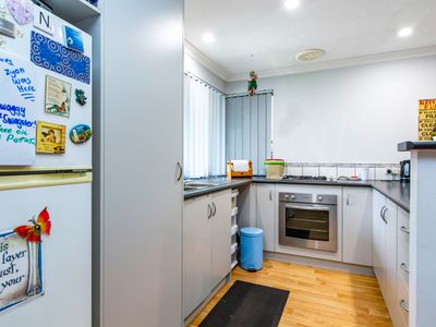 2 / 62 Winton Street, Carey Park