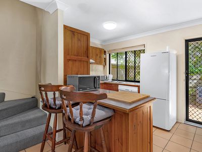 2 / 44 Key Street, Morningside