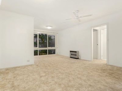 2 / 1 Kolinda Crescent, Capel Sound