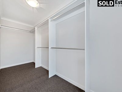 4 Epsom Lane, Cranbourne North