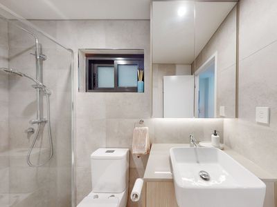 206 / 68 Sir Fred Schonell Drive, St Lucia