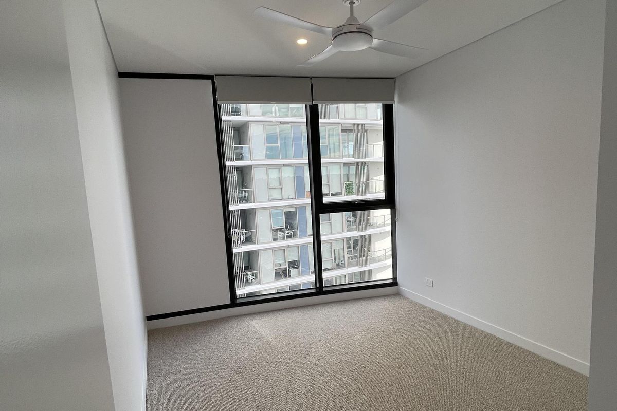 1601 / 8 Chambers Court, Epping