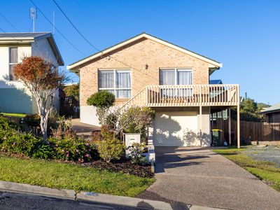56 Montague Avenue, Kianga