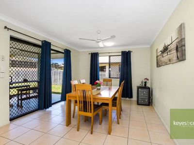 8 Birdwing Court, Douglas
