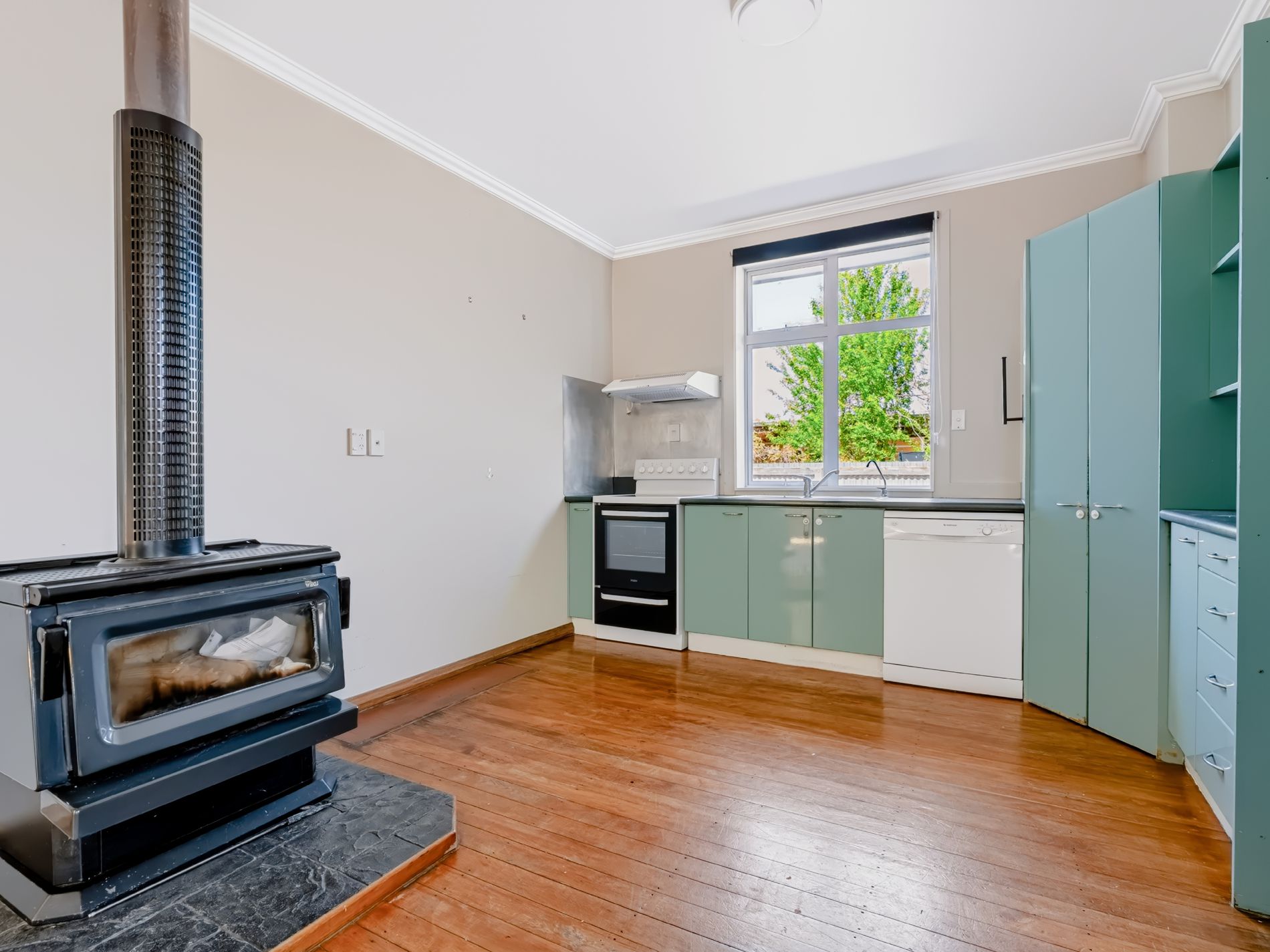 56 Centennial Avenue, Milton