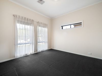 19 Yeltana Avenue, Huntfield Heights