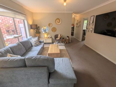 2 / 12 Castle Court, Bell Park