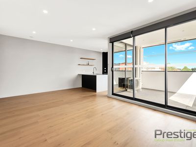 102 / 494 High Street, Northcote