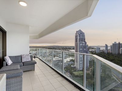 152 / 2 Admiralty Drive, Paradise Waters