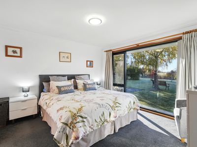 2140 Channel Highway, Snug