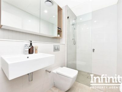 619 / 10 HALF STREET, Wentworth Point