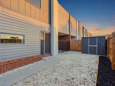 10 / 4 Nepean Court, Wyndham Vale
