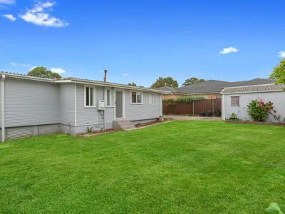 5 Humphreys Avenue, Casula
