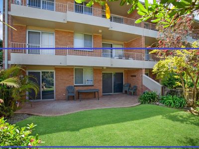 2 / 21 Beach Road, Hawks Nest