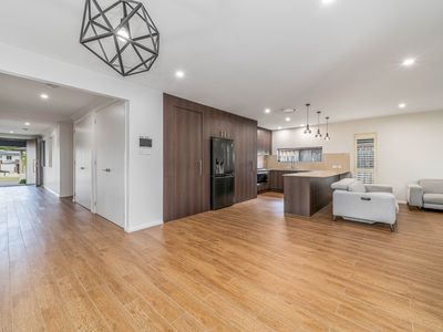 5 Corduroy Road, Elizabeth Hills