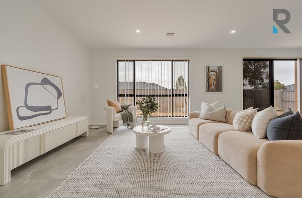 2 Realm Vista, Mickleham