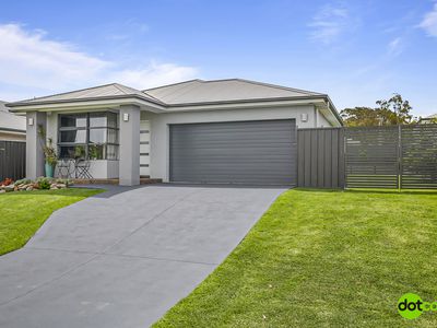 36 Lawrence Avenue, Wyee