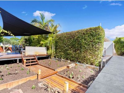 13 Hope Road, Ardross