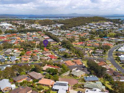 8 Livistona Drive, Forster