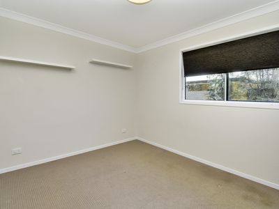 8 Honeyeater Court, Longreach