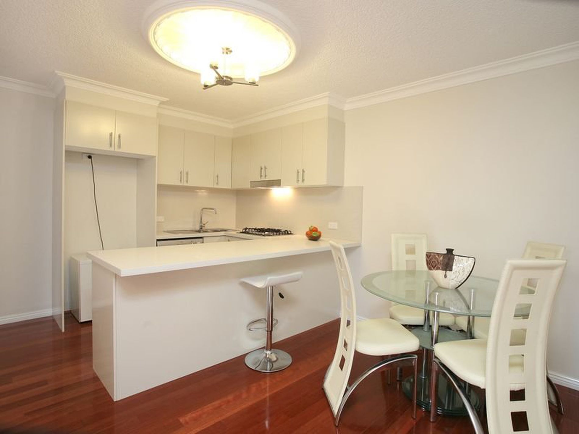 6 / 2 Barber Ave, Eastlakes