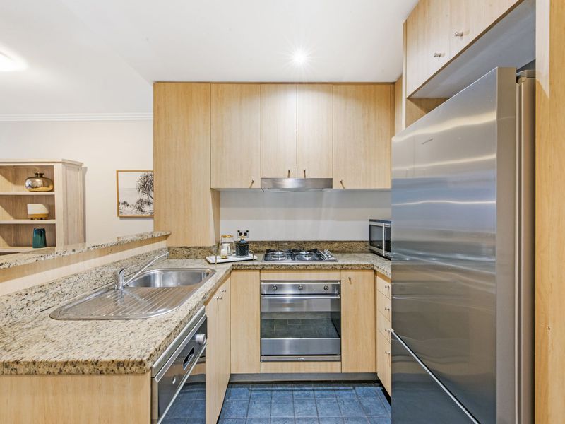 608 / 2 Jones Bay Road, Pyrmont