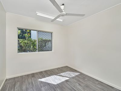 15 Quamby Close, White Rock