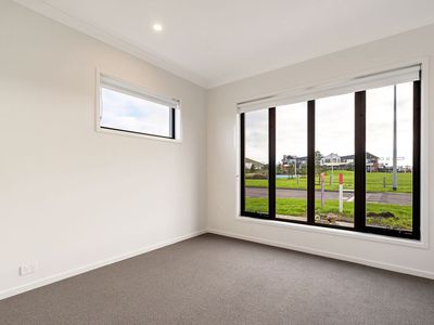 54 Templemore Road, Beveridge