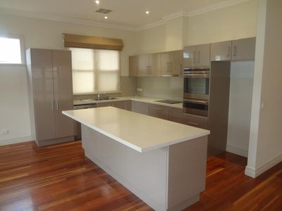 42 The Esplanade, Maribyrnong