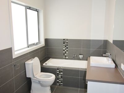 1 / 39 Milton Street, Bell Park