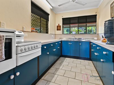22 Feldt Street, Flying Fish Point