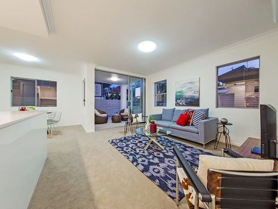 3/54 Yamboyna Street, Manly