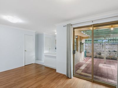 4 / 7 Catrine Court, Kingsley
