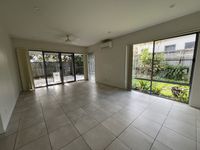 4 Hoop Pine Circuit, Coomera