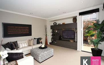 Lot 4 Grandvue Boulevard, Officer