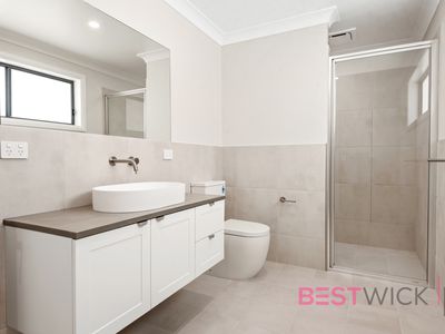 100 Peel Street, Bathurst