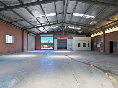 25 Dooley Street, Naval Base